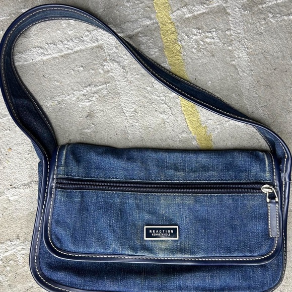 Kenneth Cole Reaction Denim Blue Shoulder Bag - Picture 1 of 4